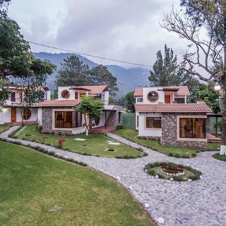 Villas Jucanya Super Higienizadas Panajachel Exteriér fotografie