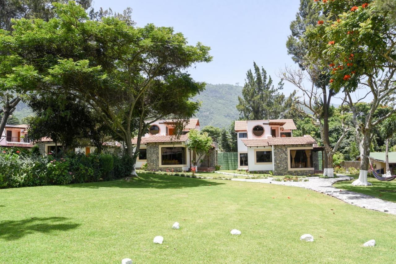 Villas Jucanya Super Higienizadas Panajachel Exteriér fotografie