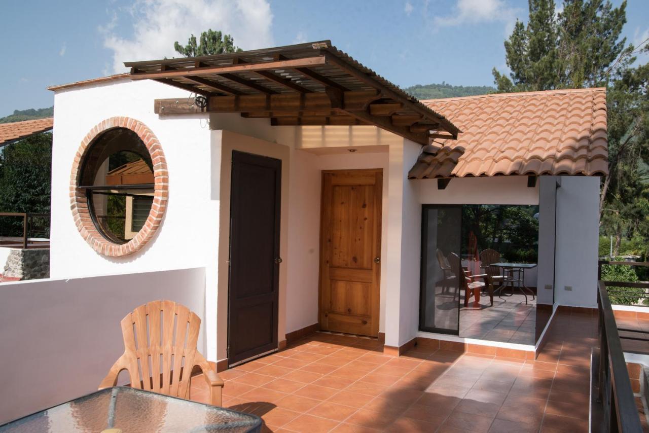Villas Jucanya Super Higienizadas Panajachel Exteriér fotografie